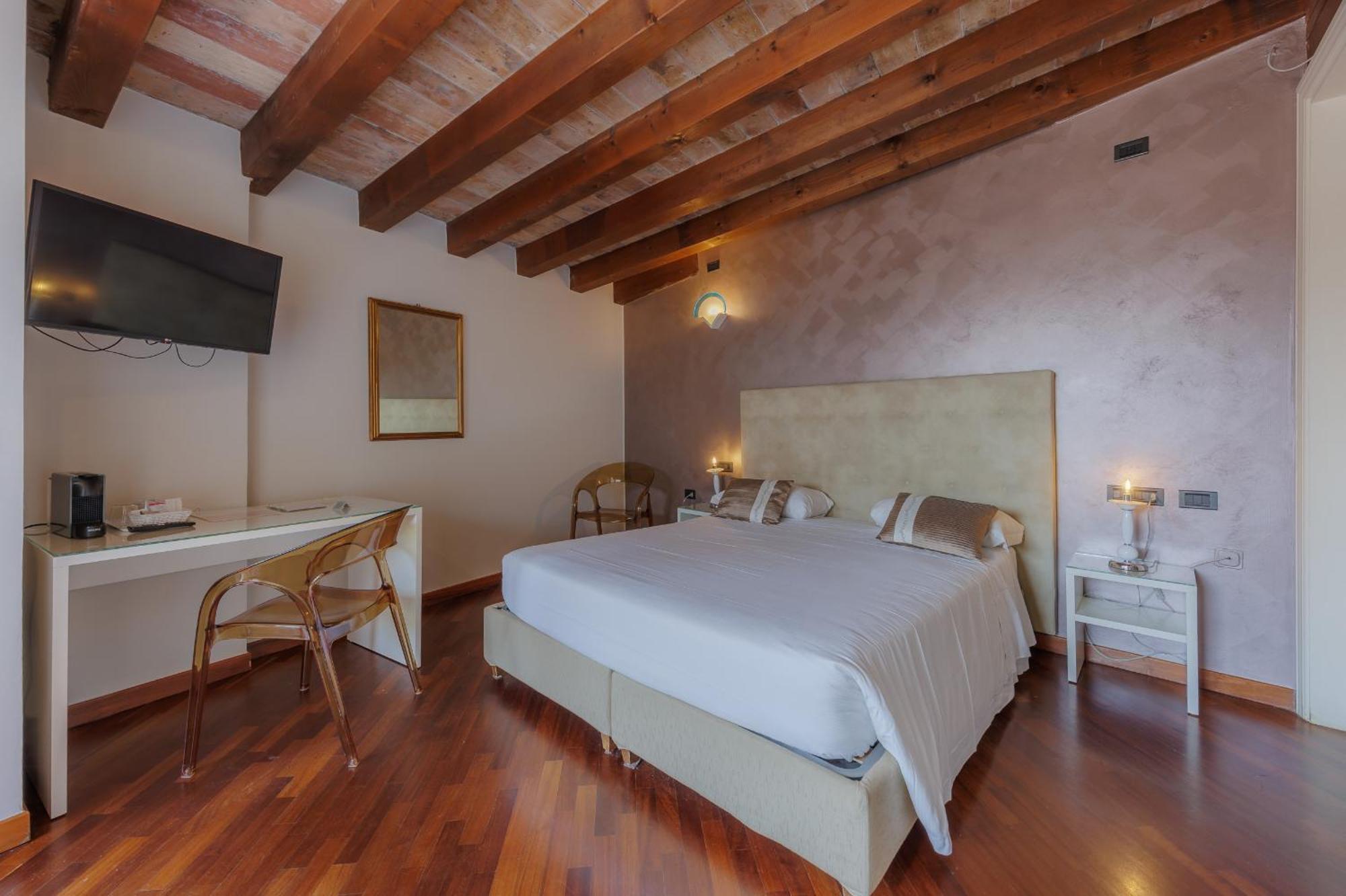 Hotel Degli Oleandri Sirmione Exteriér fotografie