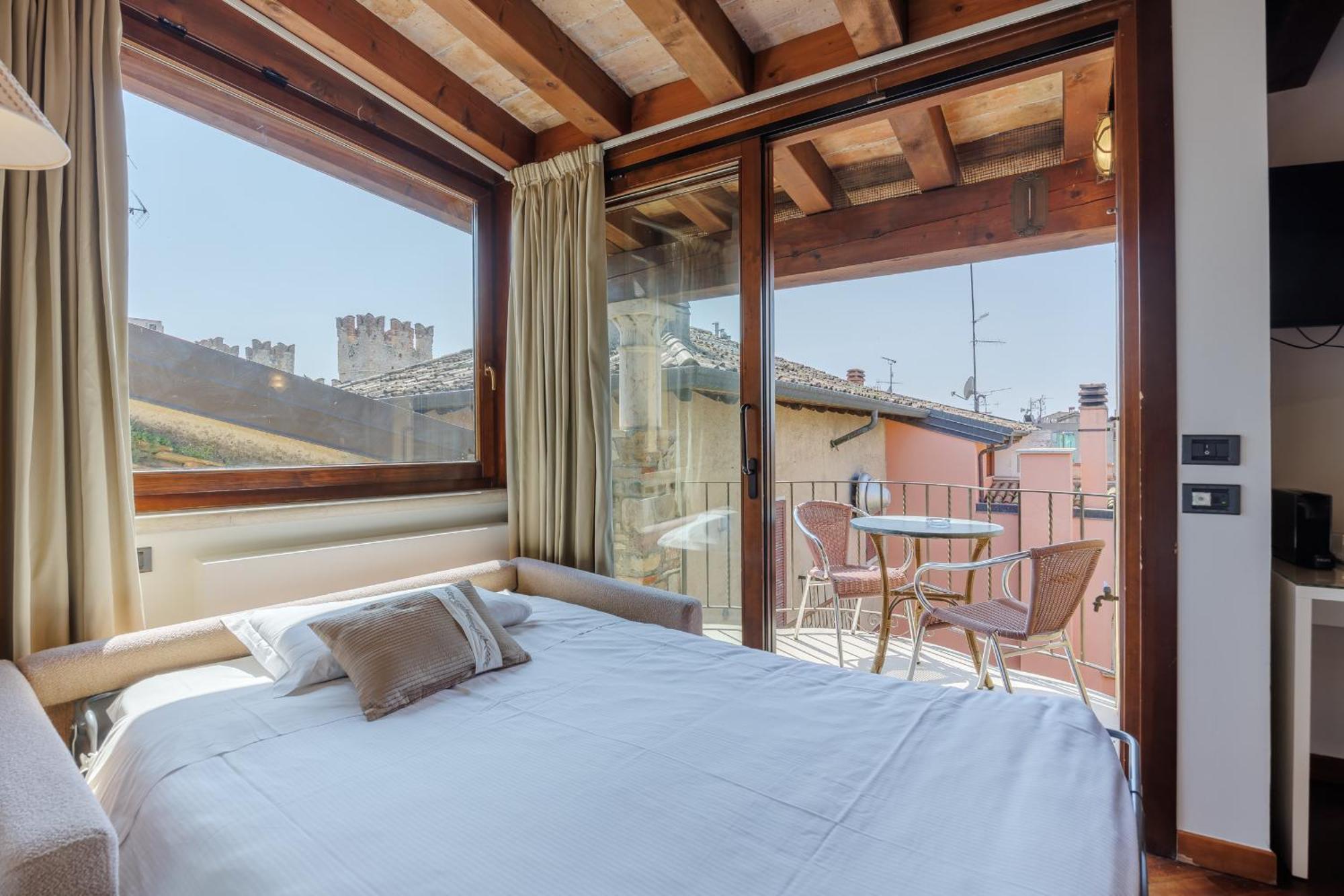 Hotel Degli Oleandri Sirmione Exteriér fotografie